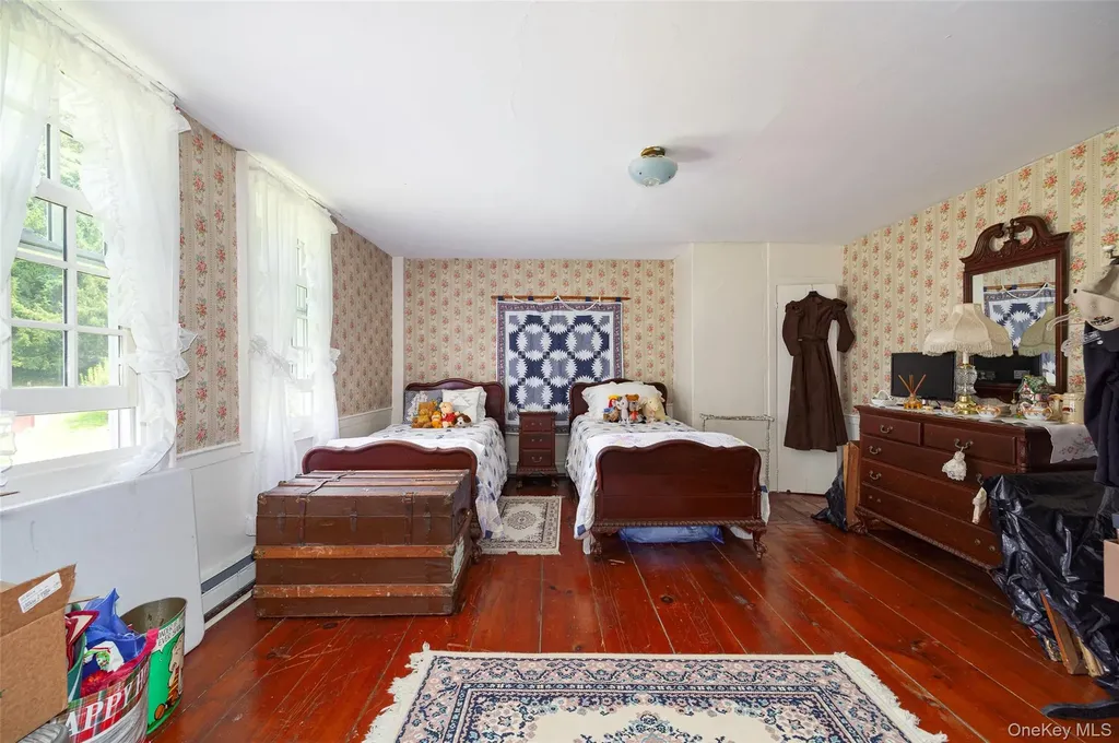 163 Gardner Hollow Road Poughquag NY 12570