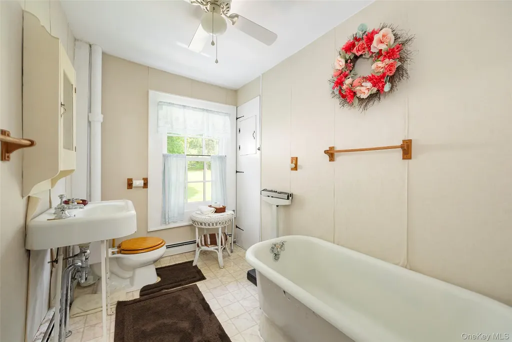 163 Gardner Hollow Road Poughquag NY 12570