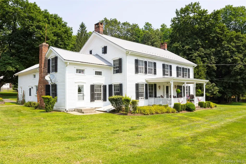 163 Gardner Hollow Road Poughquag NY 12570