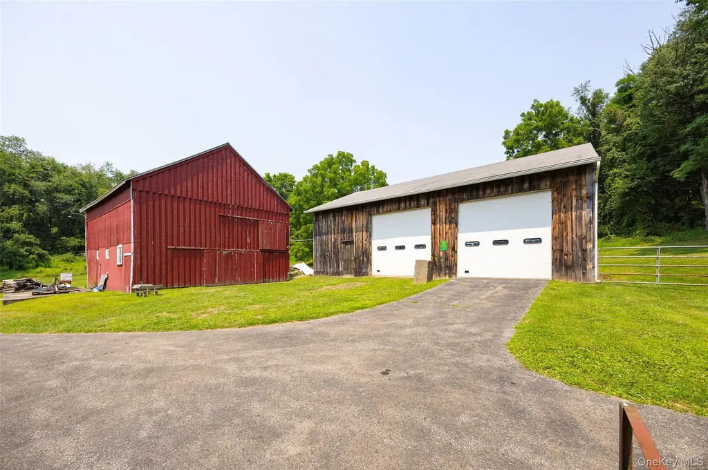 163 Gardner Hollow Road Poughquag NY 12570