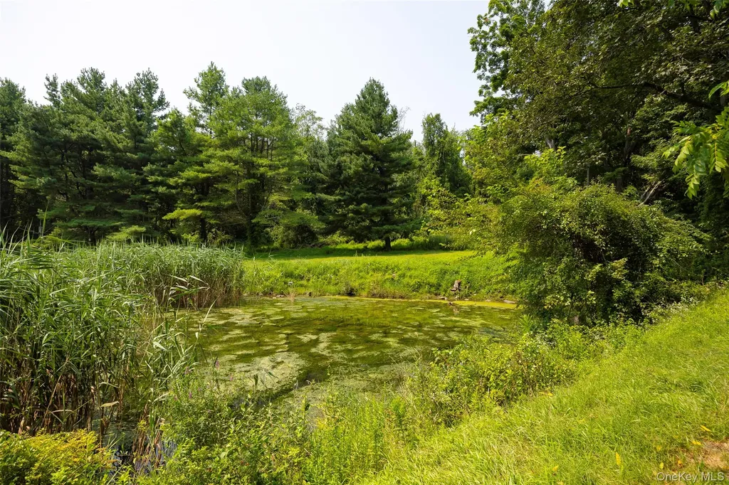 163 Gardner Hollow Road Poughquag NY 12570