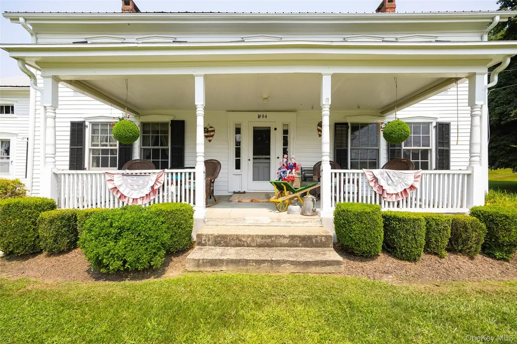 163 Gardner Hollow Road Poughquag NY 12570
