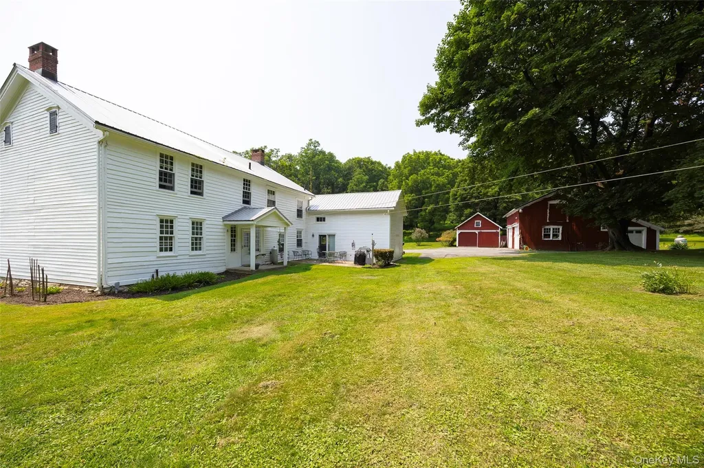 163 Gardner Hollow Road Poughquag NY 12570