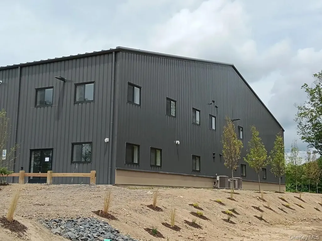 2445 State Route 208 Walden NY 12586