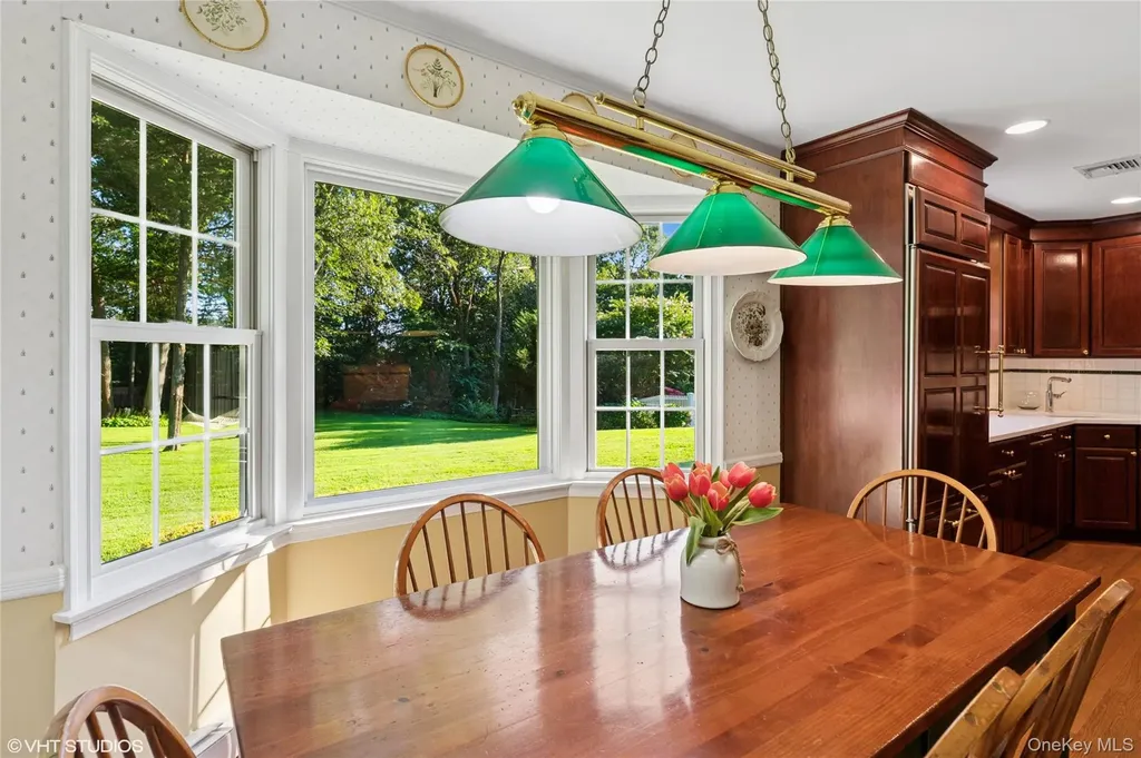 2 Hawk Drive Lloyd Harbor NY 11743