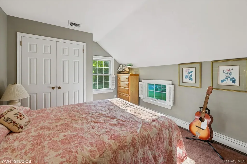2 Hawk Drive Lloyd Harbor NY 11743