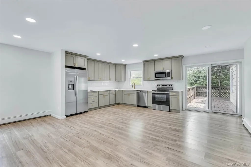 108 Riviera Drive Mastic NY 11950