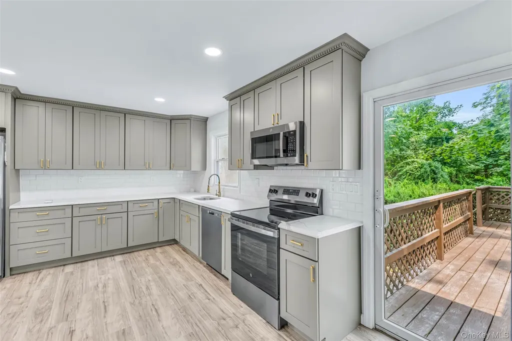 108 Riviera Drive Mastic NY 11950