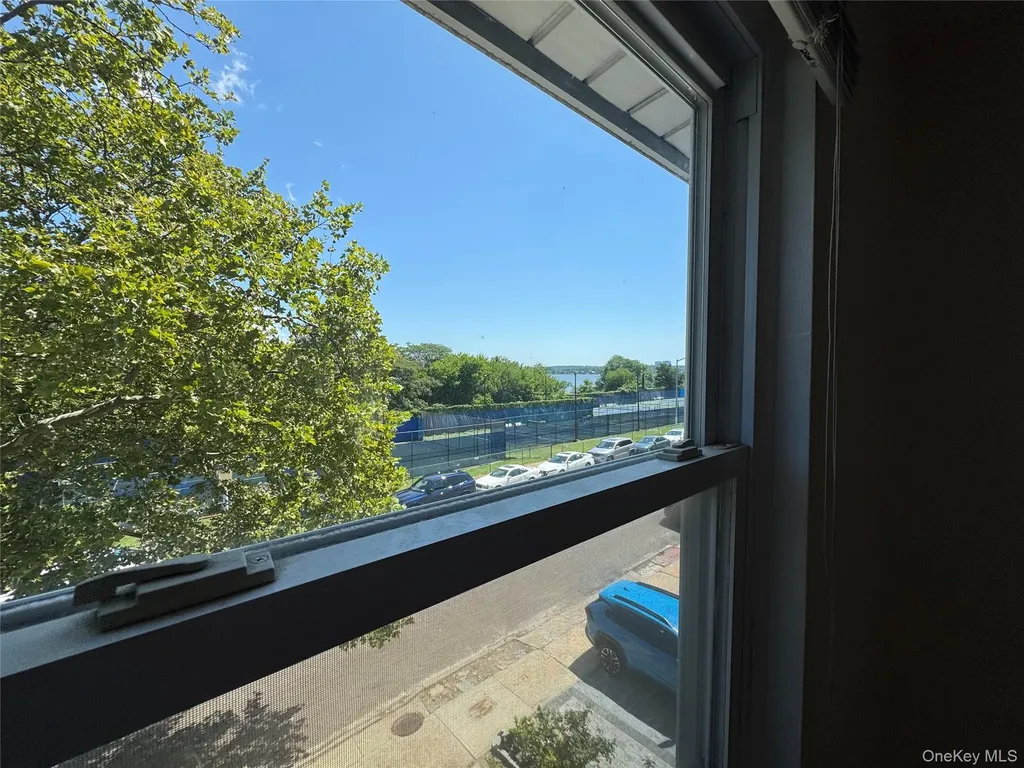 1568 Waters Edge Drive Bayside NY 11360