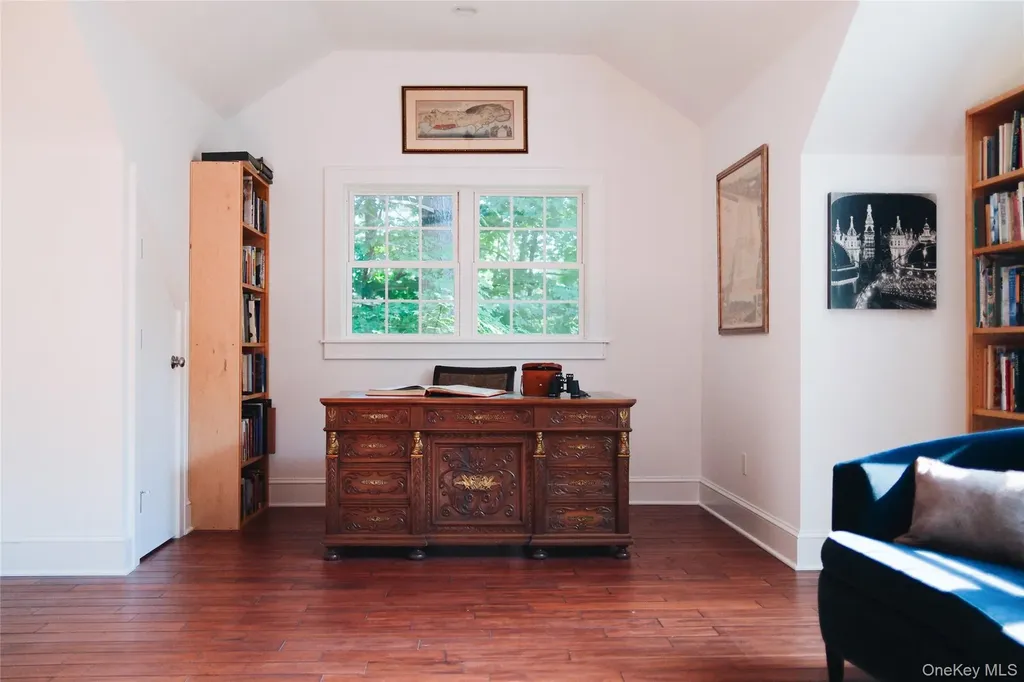 26 Curry Lane Hyde Park NY 12538