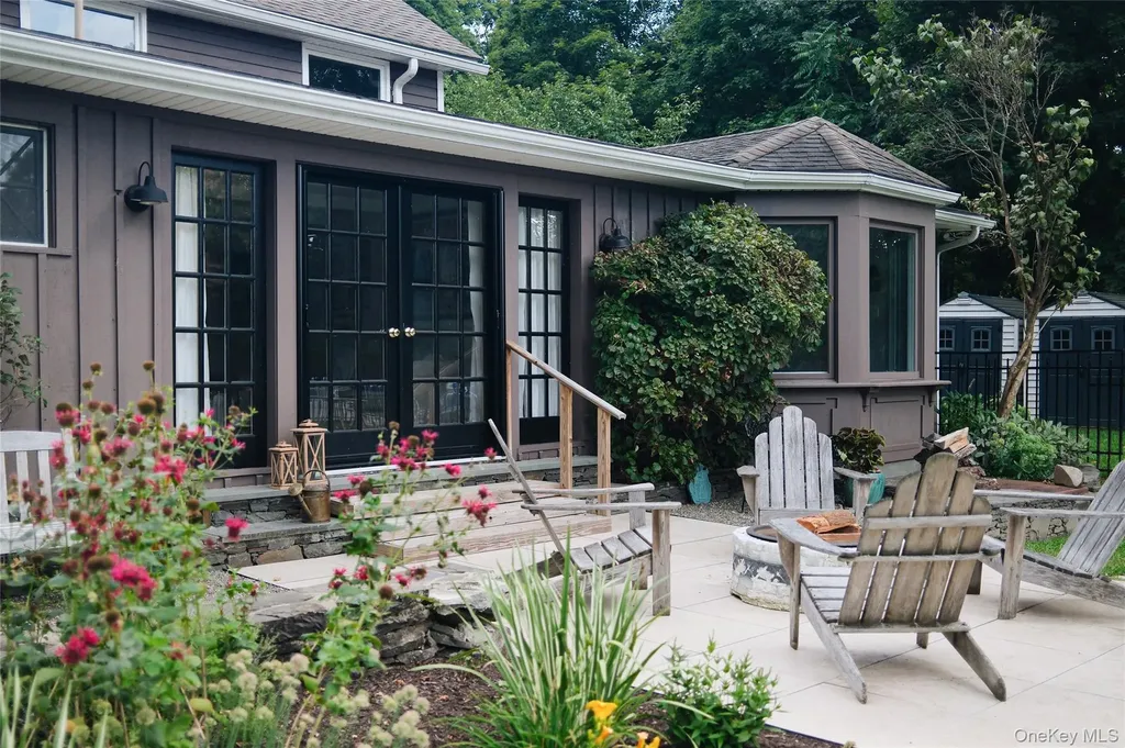 26 Curry Lane Hyde Park NY 12538
