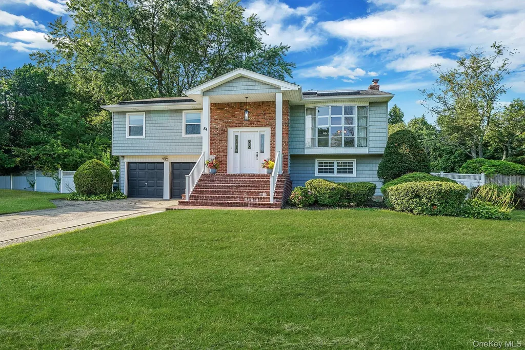 54 Peppermint Road Commack NY 11725