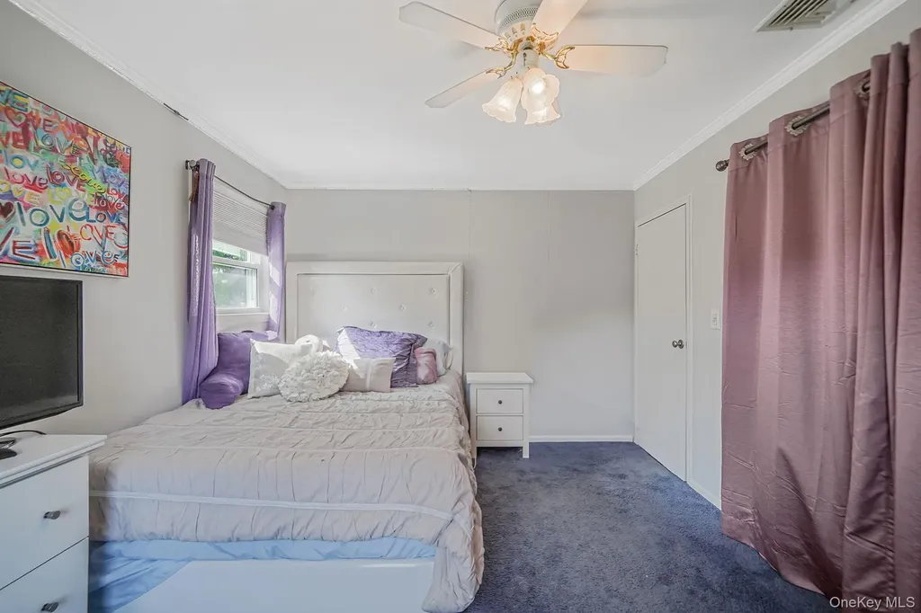 54 Peppermint Road Commack NY 11725