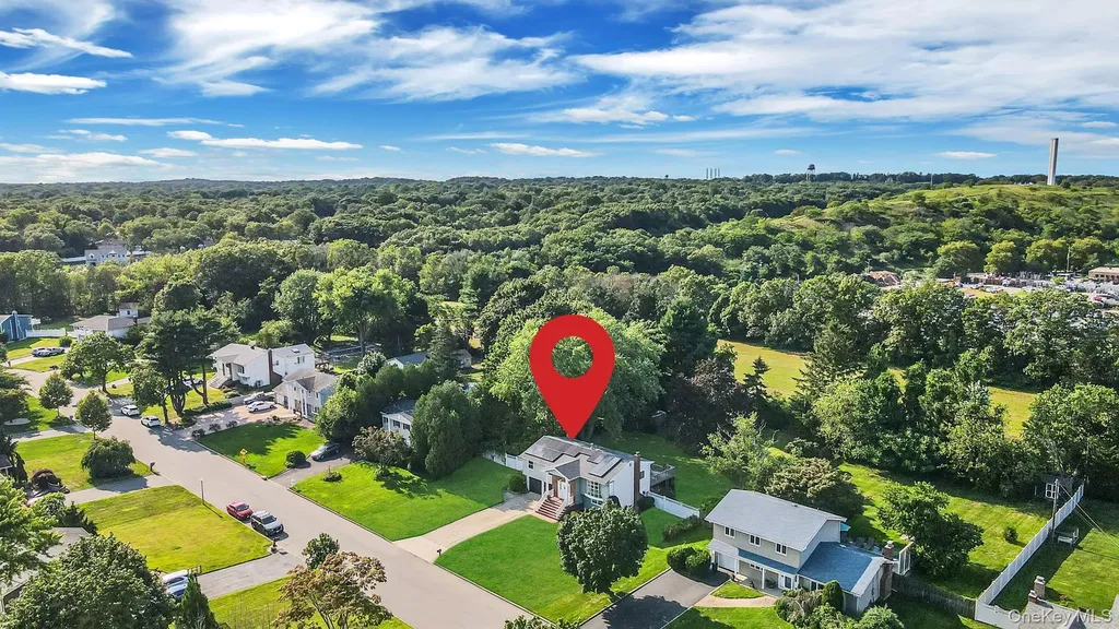 54 Peppermint Road Commack NY 11725