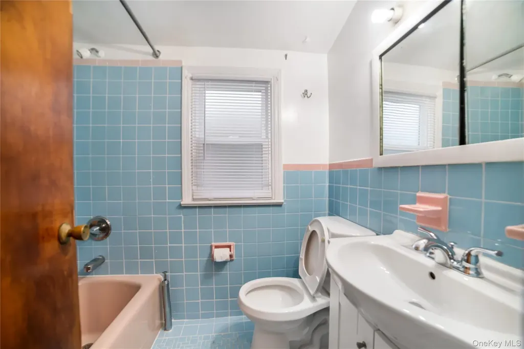7719 252nd Street Bellerose NY 11426
