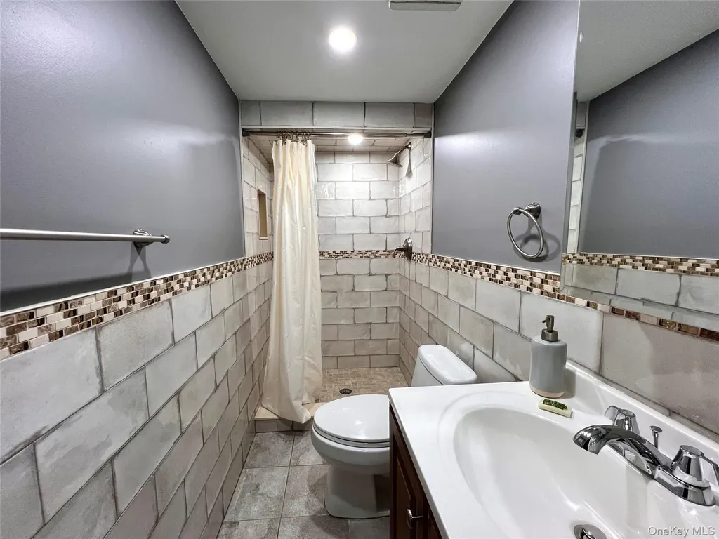 7719 252nd Street Bellerose NY 11426