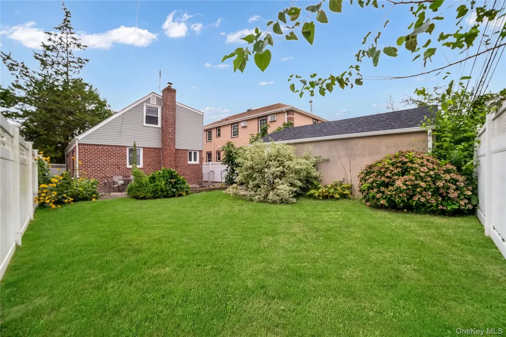 7719 252nd Street Bellerose NY 11426