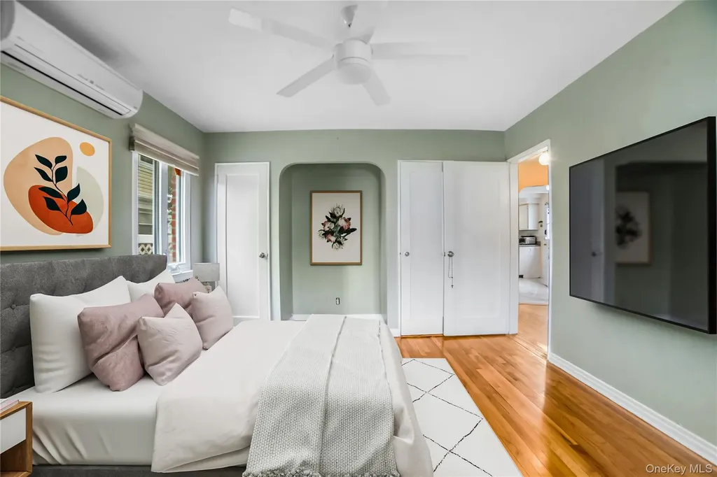 7719 252nd Street Bellerose NY 11426