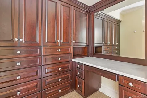 90 Thompson Avenue Babylon NY 11702