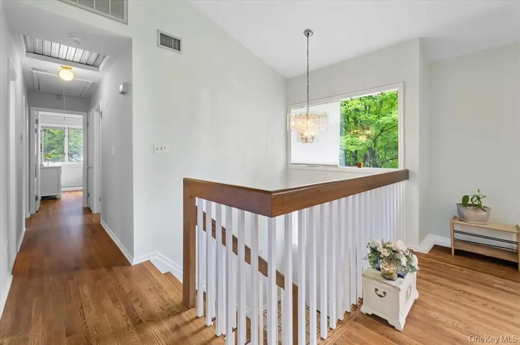 60 Smith Hill Road Airmont NY 10952