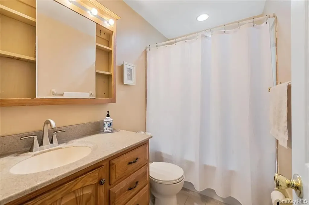 60 Smith Hill Road Airmont NY 10952