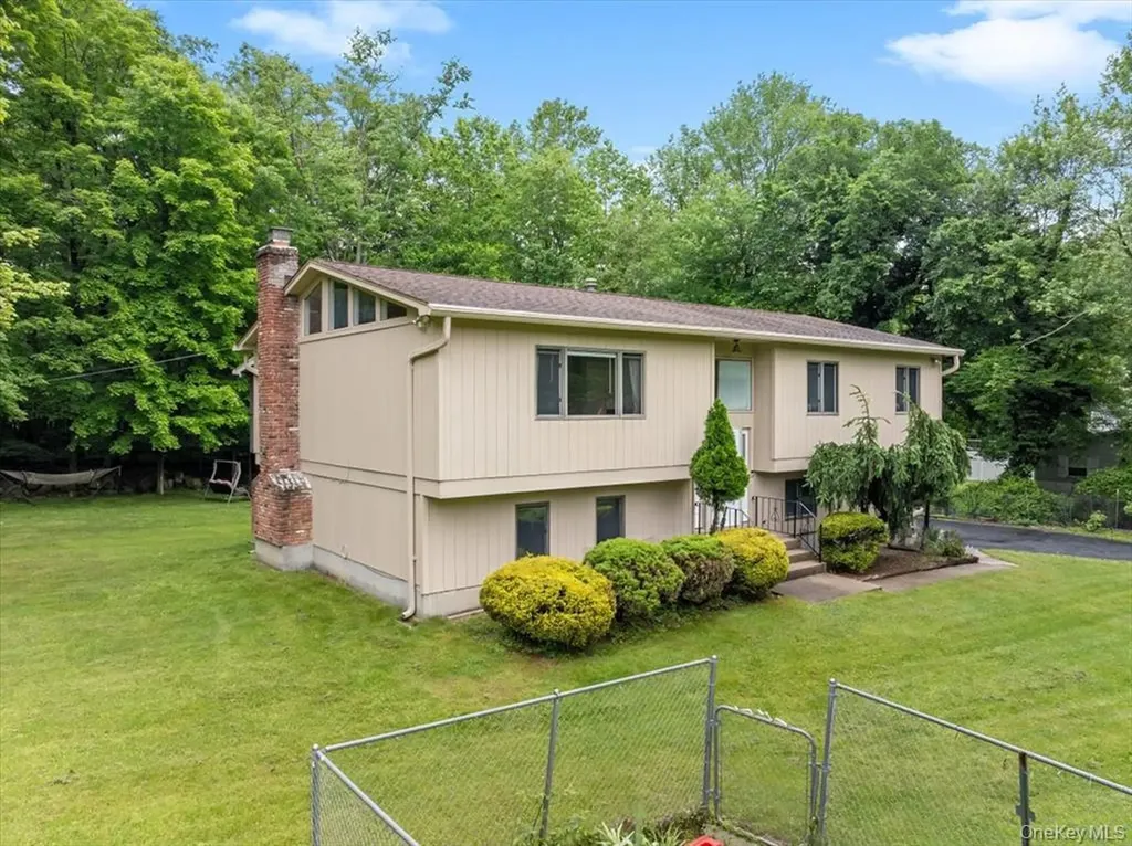 60 Smith Hill Road Airmont NY 10952