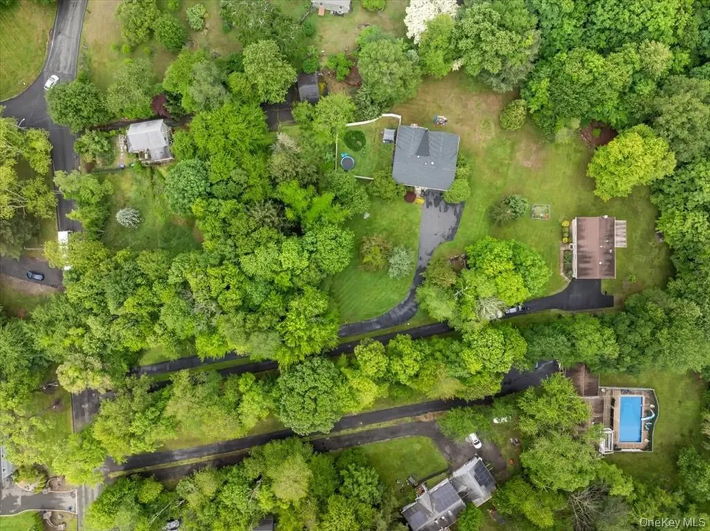 60 Smith Hill Road Airmont NY 10952