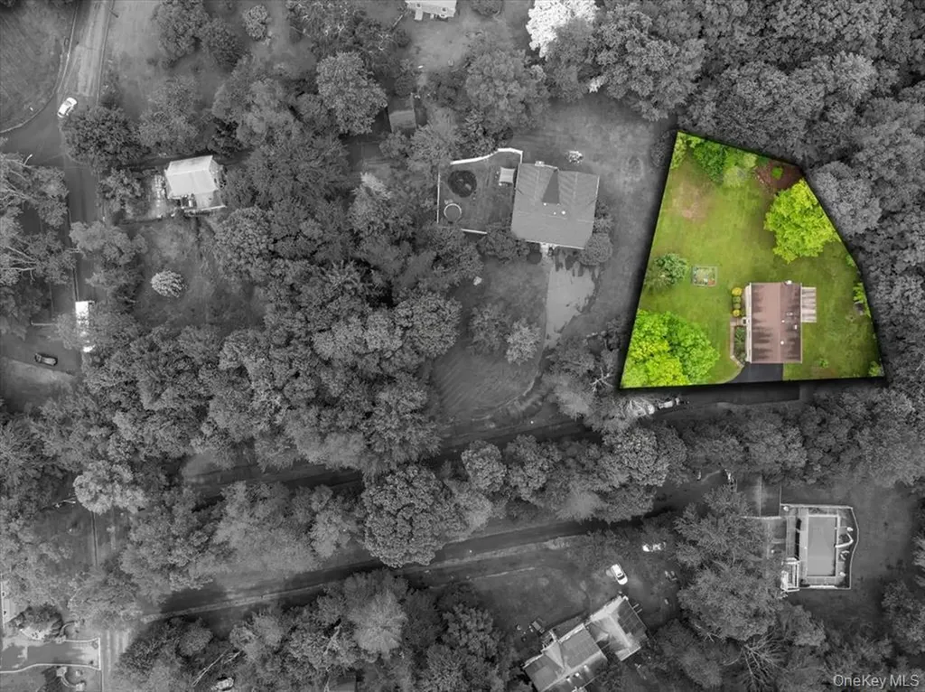 60 Smith Hill Road Airmont NY 10952