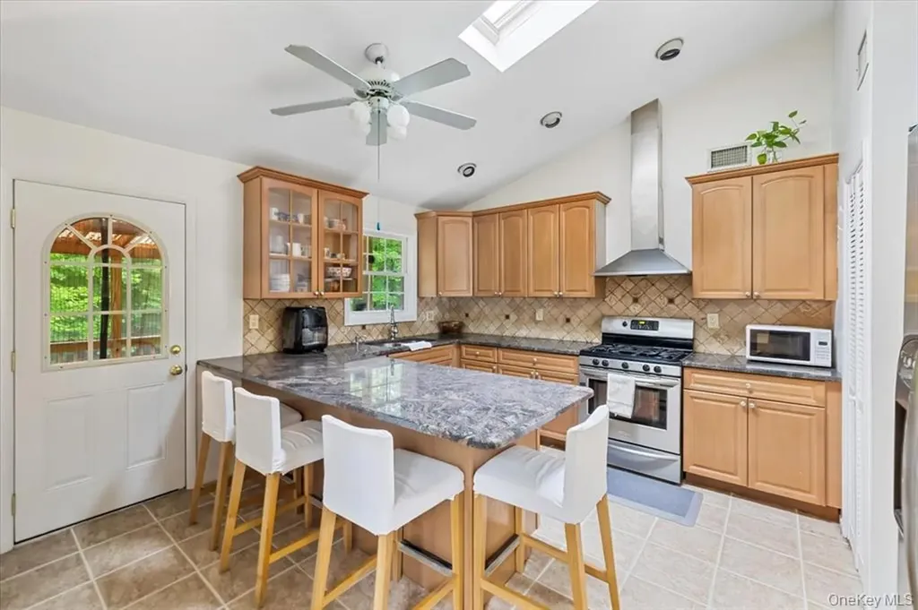 60 Smith Hill Road Airmont NY 10952