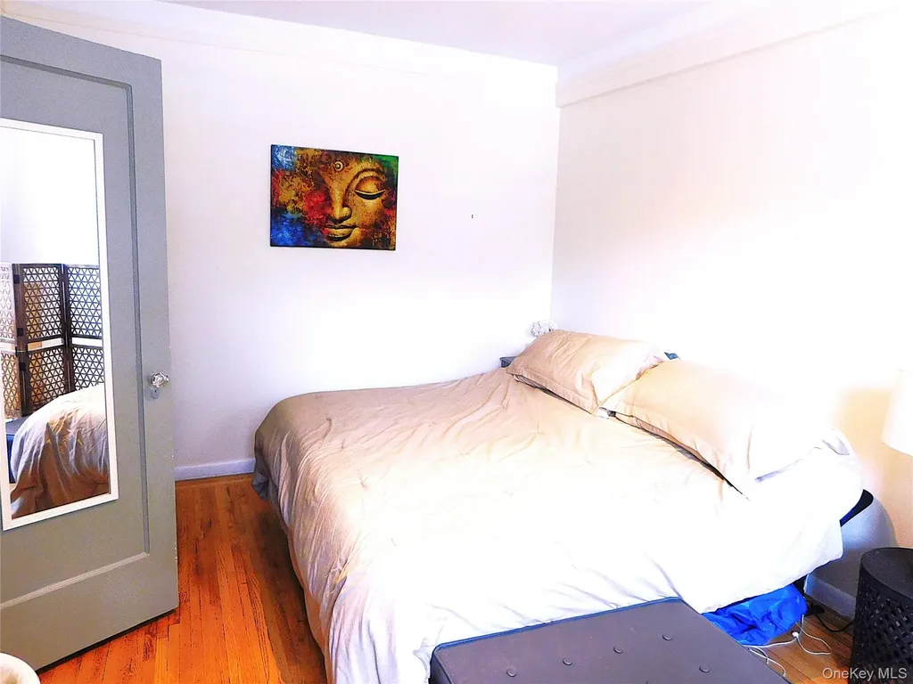 472 Gramatan Avenue Mount Vernon NY 10552