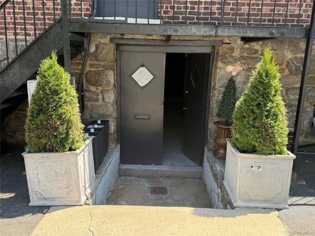 202 Sparks Avenue Pelham NY 10803