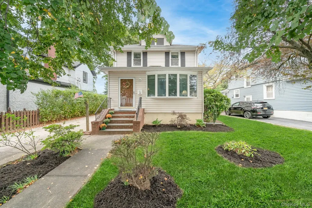 118 Linden Street Bellmore NY 11710