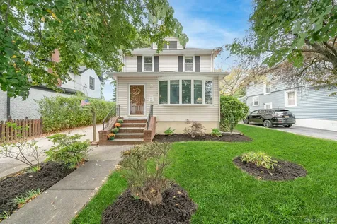 118 Linden Street Bellmore NY 11710
