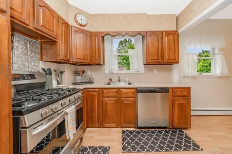 118 Linden Street Bellmore NY 11710