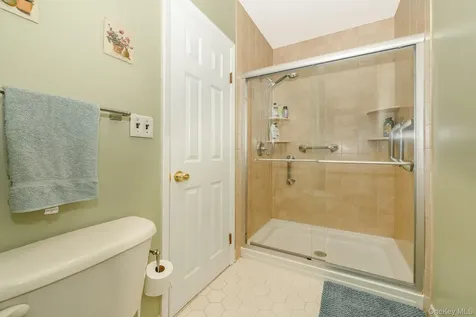 118 Linden Street Bellmore NY 11710