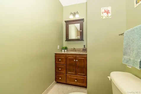 118 Linden Street Bellmore NY 11710