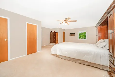 118 Linden Street Bellmore NY 11710