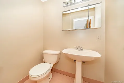 118 Linden Street Bellmore NY 11710