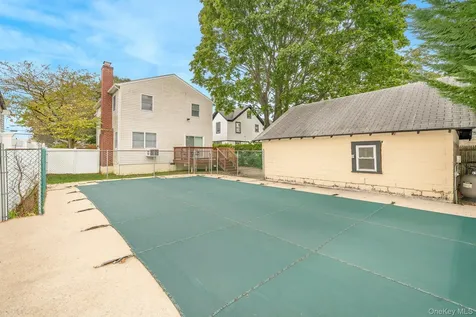 118 Linden Street Bellmore NY 11710