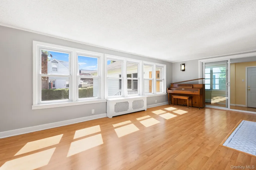 19 Florence Avenue White Plains NY 10607