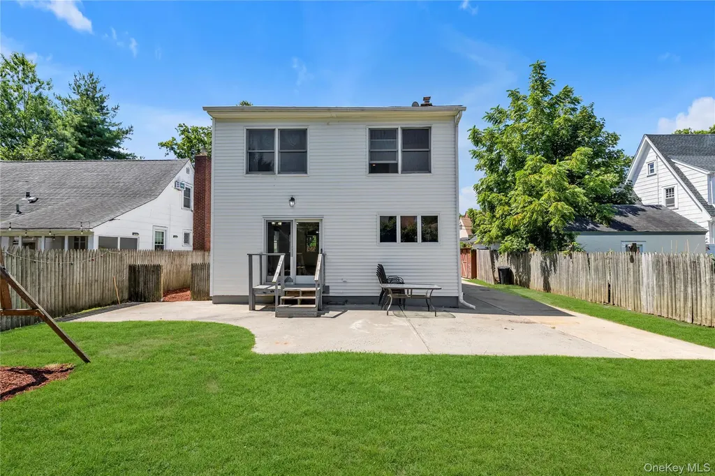 1679 Wales Place Baldwin NY 11510