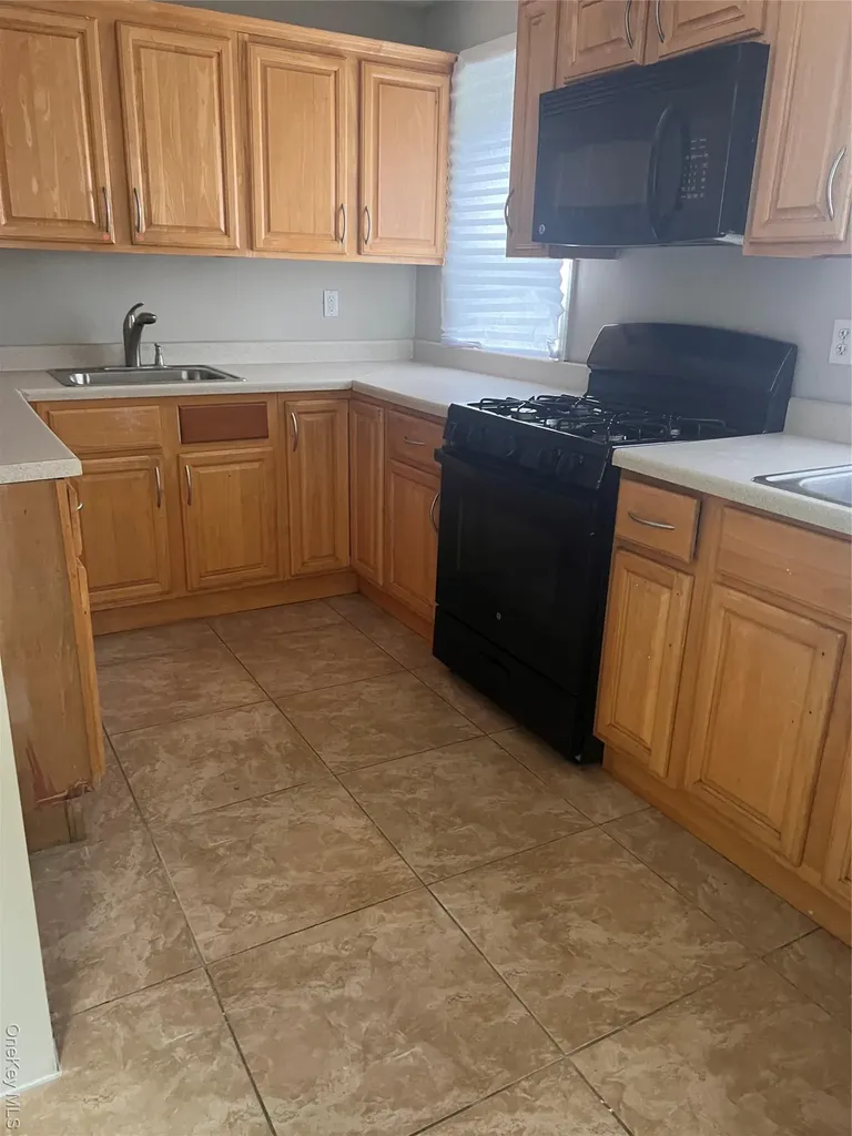 75 Locust Avenue Cedarhurst NY 11516
