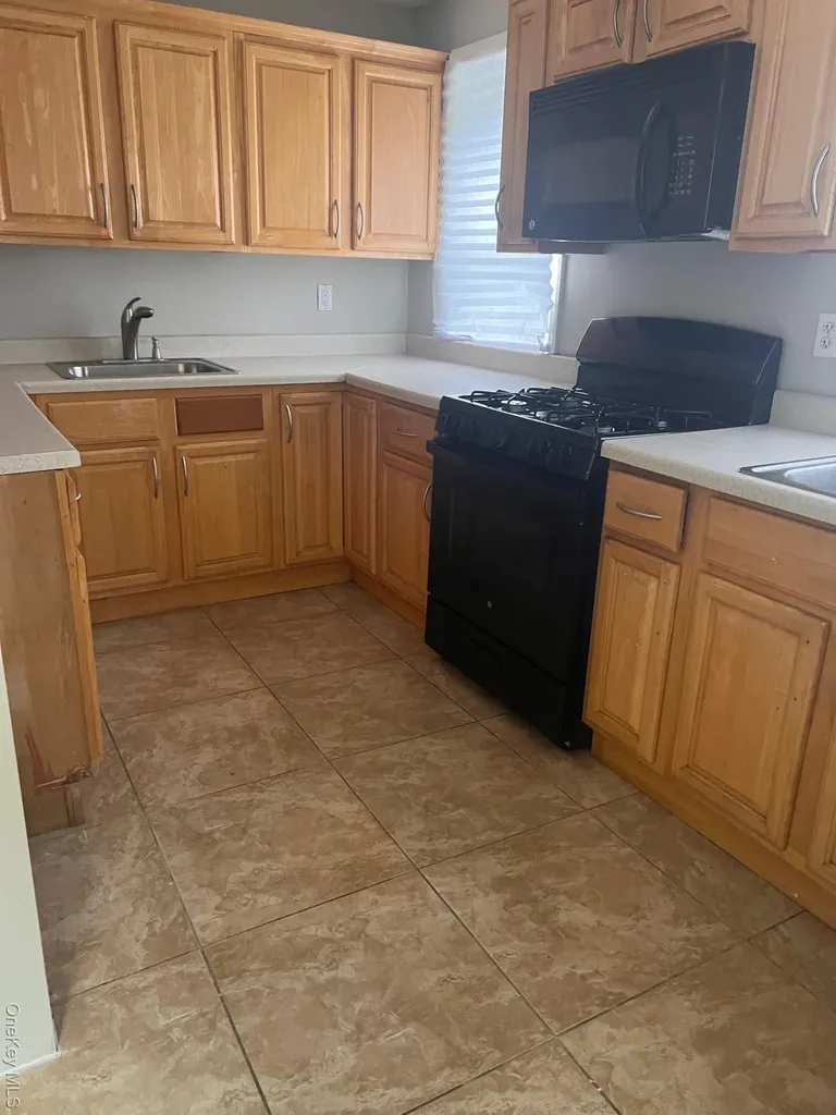75 Locust Avenue Cedarhurst NY 11516