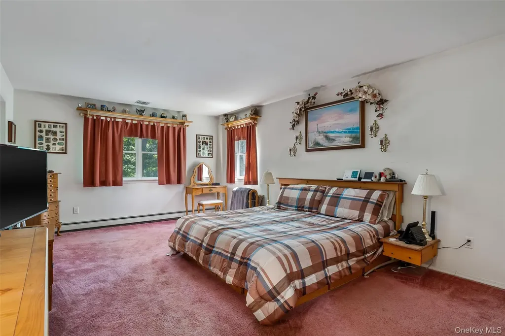 167 Farm Road E Wading River NY 11792