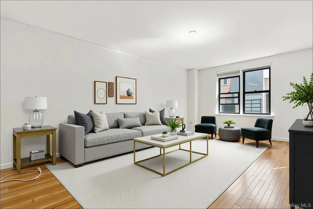 665 Thwaites Place Bronx NY 10467