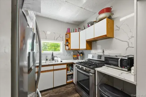 398 E Main Street Jefferson Valley NY 10535