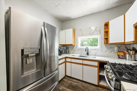 398 E Main Street Jefferson Valley NY 10535