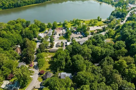 398 E Main Street Jefferson Valley NY 10535