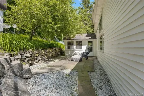 398 E Main Street Jefferson Valley NY 10535