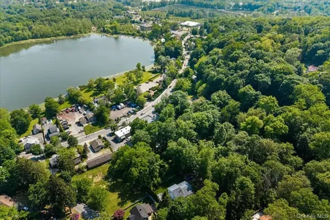 398 E Main Street Jefferson Valley NY 10535